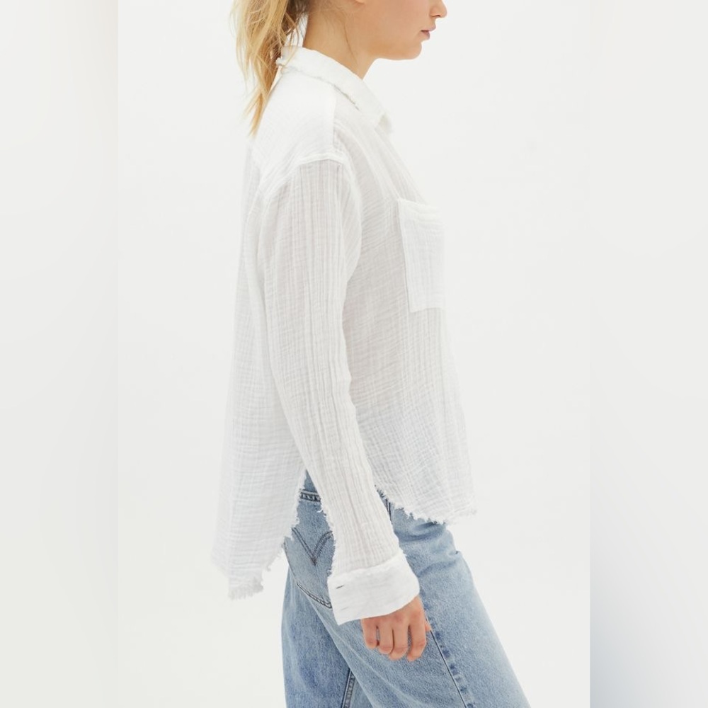 Urban outfitters small white waffle bottom down